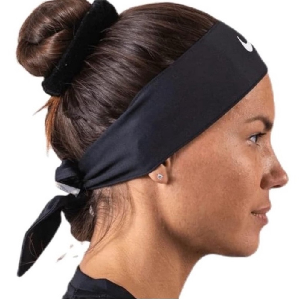 🌸3/$15 Nike Swoosh Head Tie